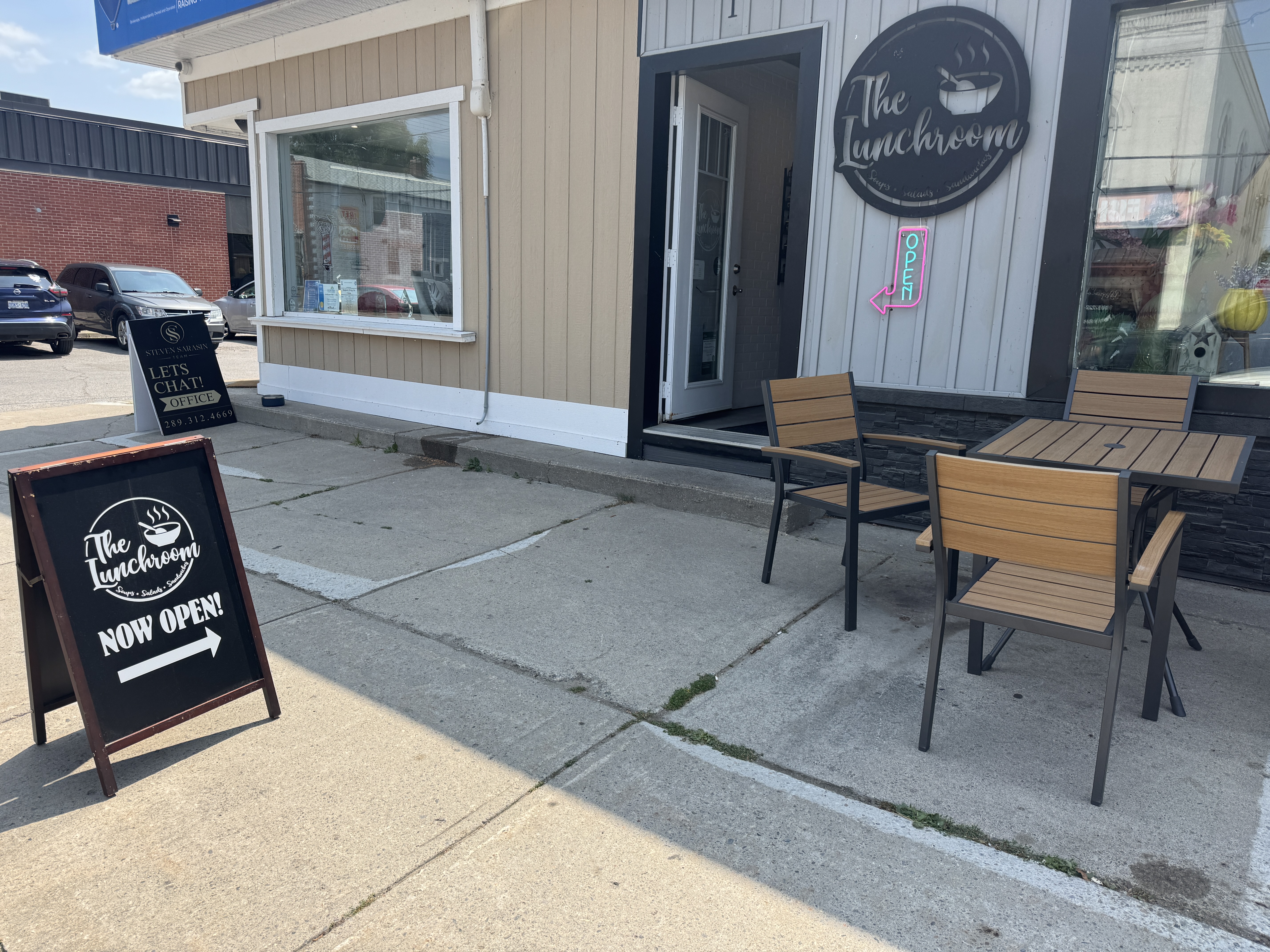 The Lunch Room in Sutton Georgina